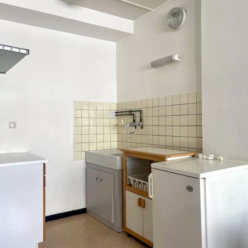 Un spacieux studio – Forêt Noire / Boulevard de la Marne - Photo 1