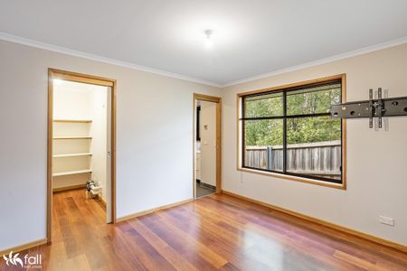 Spacious Family Home - Photo 4