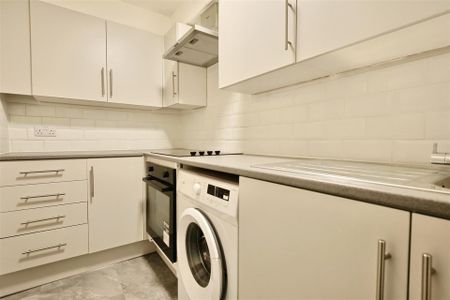 2 bedroom Flat to rent in The Open, City Centre, Newcastle upon Tyne - Photo 3