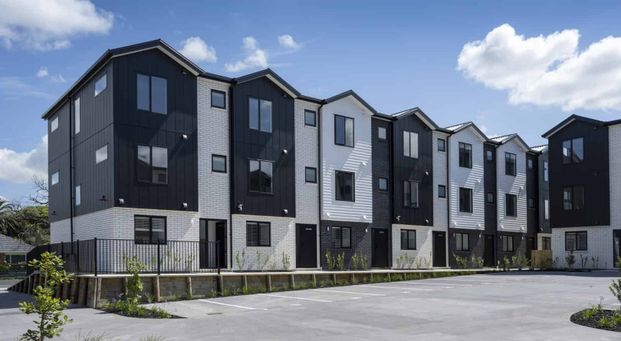 Modern Studio Rooms for Rent - Photo 1