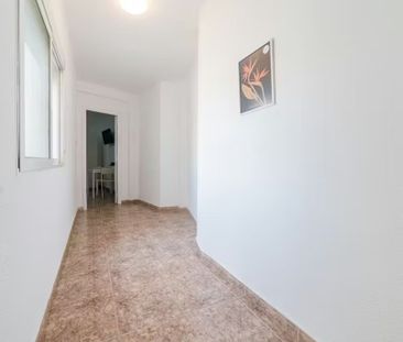 Carrer Verge de lOlivar, Torrent, Valencian Community 46900 - Photo 4