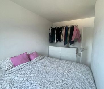 NEUBAU: 1 Zimmer Wohnung mit Einbauküche und Balkon - Photo 2
