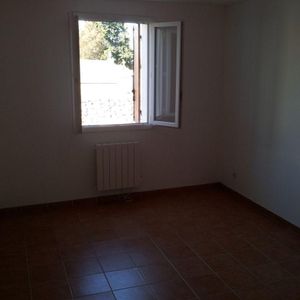 Location Appartement P4 La rouviere - Photo 2