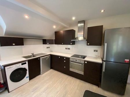 2 bedroom flat to rent - Photo 5