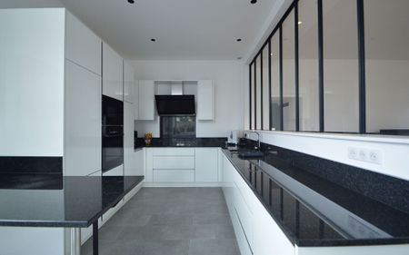 Appartement à louer - Photo 2