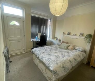 32 Curzon Street - 4 Double Bedrooms & College SideLoughborough - Photo 1