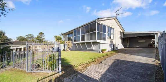 Mangere East, 5 Bedrooms, $900 - Photo 2