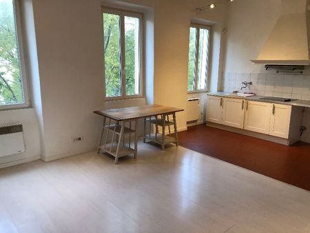 Appartement 2 pièces 57m2 MARSEILLE 6EME 836 euros - Photo 3