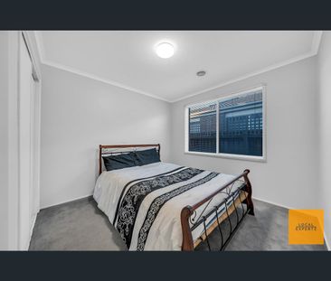17 Medina Drive, Hoppers Crossing, Vic 3029 - Photo 3
