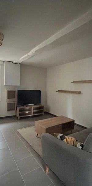 Appartement à louer 2 pièces 55.52m² - Photo 1