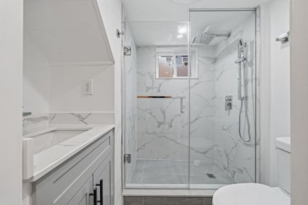 For Lease - 135 Waterloo Avenue Unit# Basement, Toronto, Ontario - Photo 3