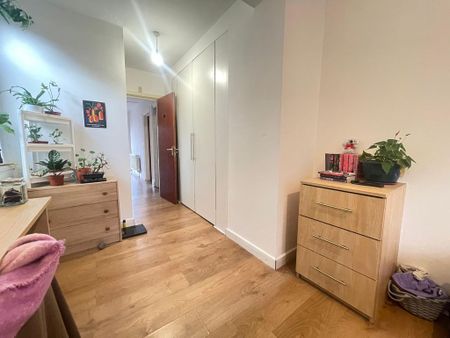 5 bedroom penthouse to rent - Photo 3