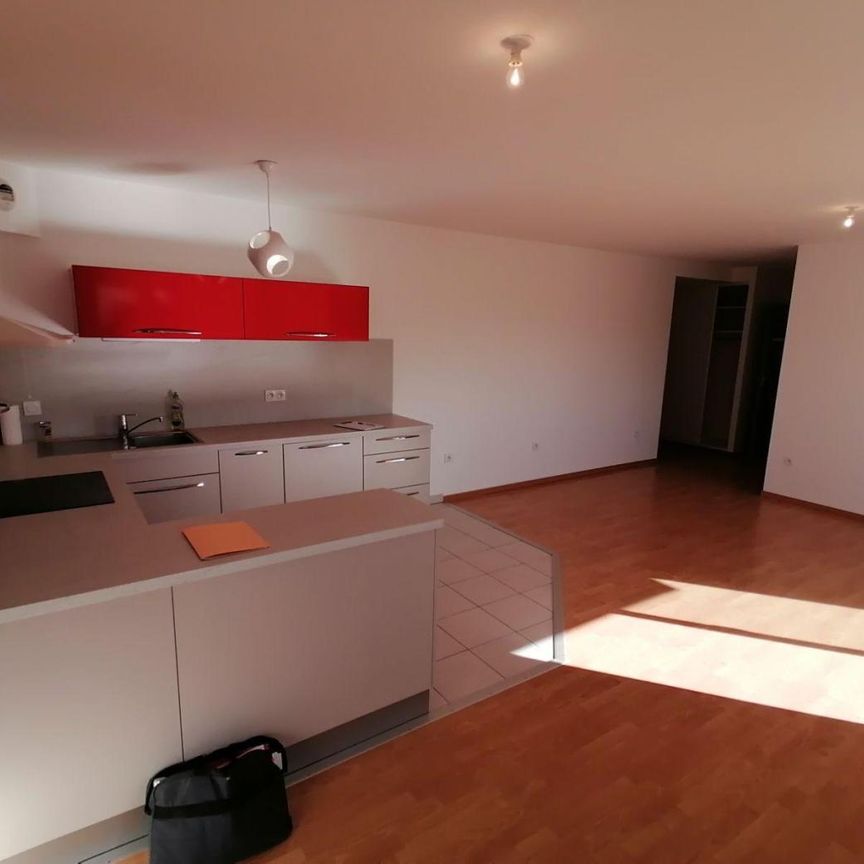 Location Appartement GUICHEN 35580 35129-5630 - Photo 1