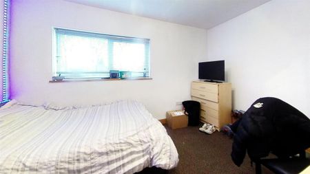 6 bedroom house to rent - Photo 2