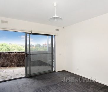 6 Levien Lane, Footscray - Photo 1