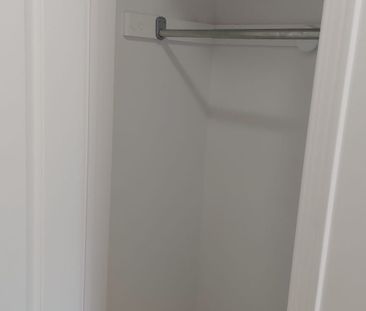 For Lease - 3413 Angel Pass Drive, Mississauga, Ontario - Photo 2