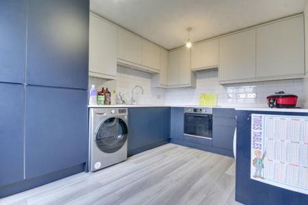 2 bedroom flat to rent - Photo 5