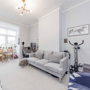 Thornton Avenue, SW2 4HL, London - Photo 3