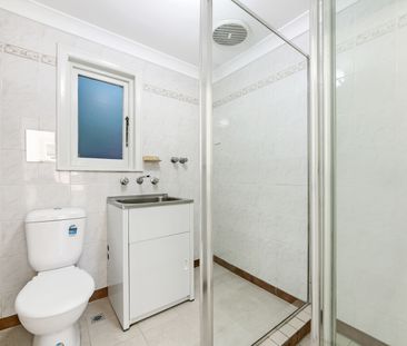 72 Homer Street, Earlwood NSW 2206 - House For Rent | Domain - Photo 5