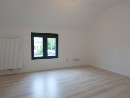 Volledig gerenoveerde en instapklare woning - Photo 5