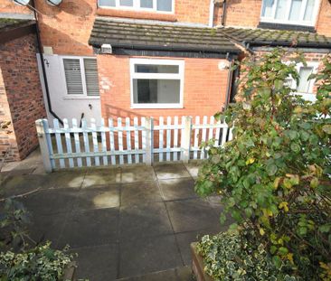 2 bedroom terraced house to rent - Photo 6
