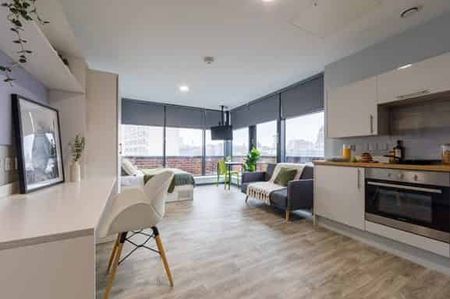 Platinum Studio - Photo 2