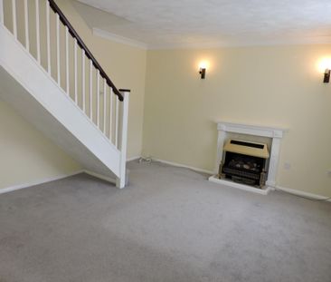 2 bedroom mid-terrace to rent Hudson Close, Eastbourne, East Sussex - Photo 1
