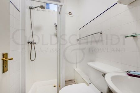 3 Bedroom Apartment To Let - Photo 4