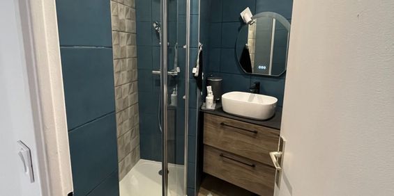 Location Appartement 3 pièces 50m² ANTIBES 06600 - Photo 3