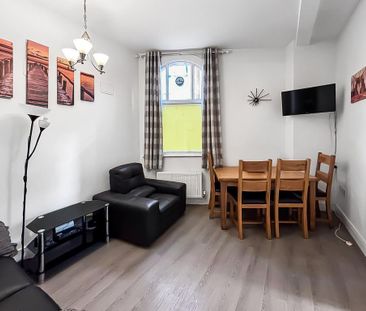 3 bedroom apartment to rent - Photo 1