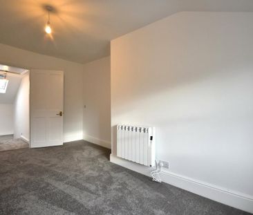 2 bedroom maisonette to rent - Photo 5