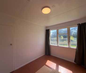 Edinburgh Street, Patea - Photo 2