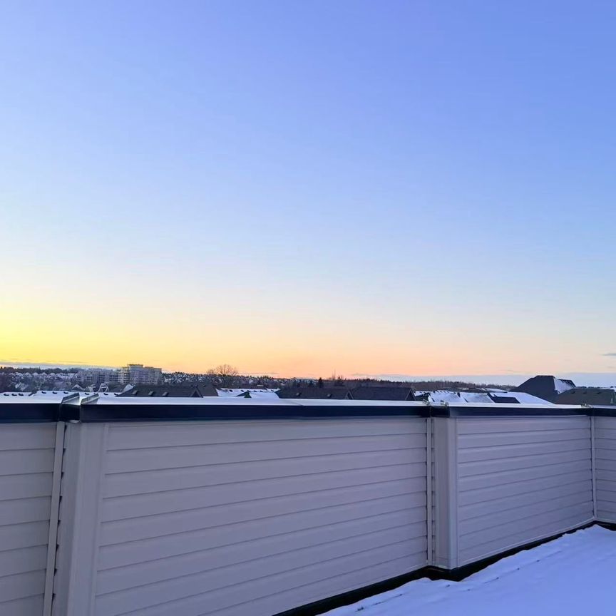 For Lease - 27 Harvey Bunker Crescent, Markham, Ontario - Photo 1