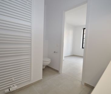 Gelijkvloers appartement in de wijk Heulebrug, met bijhorende staan... - Photo 3