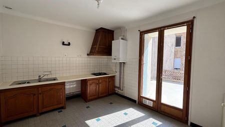 Location Appartement 3 pièces 73m² PRIVAS 07000 - Photo 3