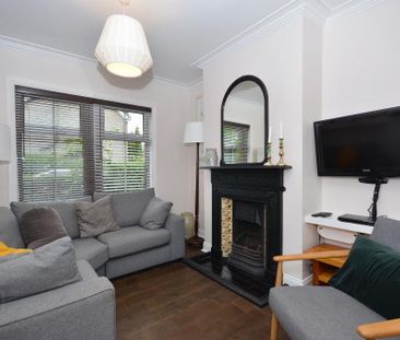 14 Loopland Road, Castlereagh, Belfast, BT6 9EA - Photo 1