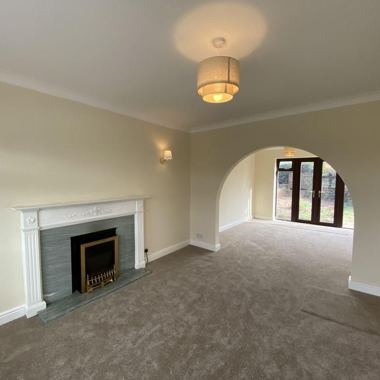 4 bedroom detached house to rent - Photo 1