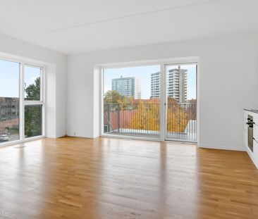 Skøn 2 værelses lejlighed med god planløsning placeret central i Ba... - Photo 6