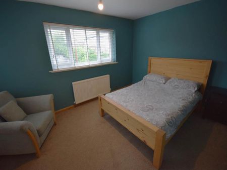 3 bedroom semi-detached house to rent - Photo 5