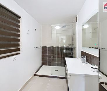 Appartement T2 à louer à Aix en Provence quartier Célony au calme avec 2 places de parking et 400m² de terrain - Photo 5