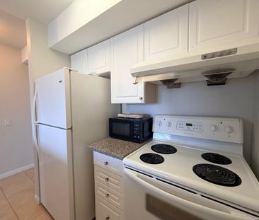 For Lease - 153 Beecroft Road Unit# 1607, Toronto, Ontario - Photo 6