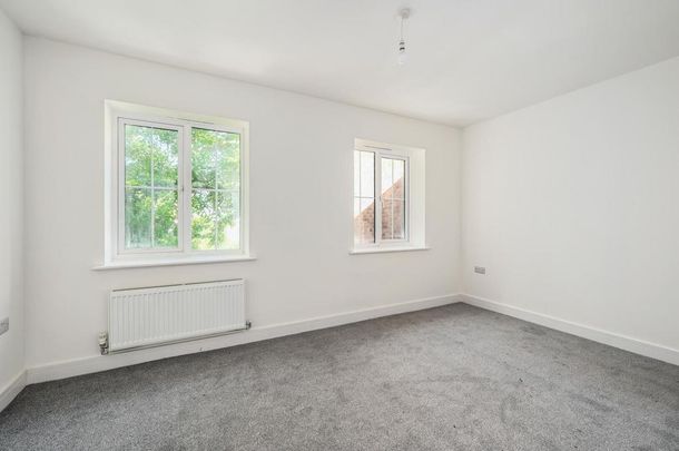 2 bedroom house to rent - Photo 1