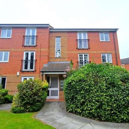 Lady Park Court, Leeds, LS17 - Photo 1