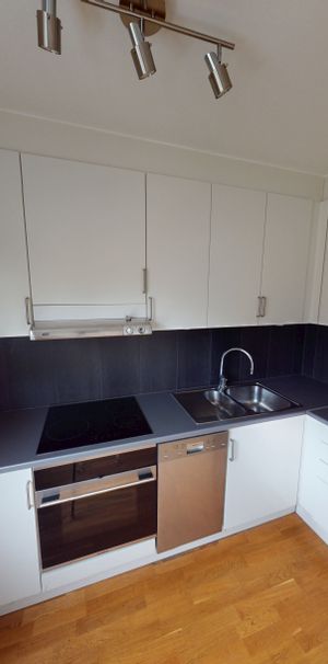 Västra Åsgatan 15 - Photo 1