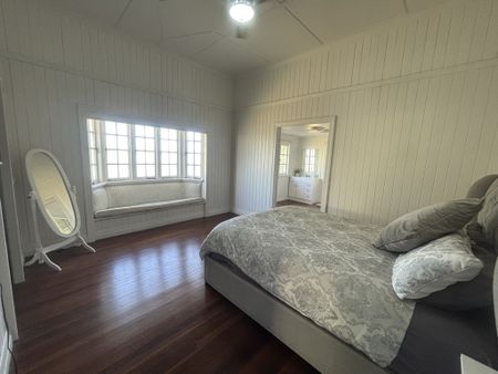 Great Location! - Photo 5