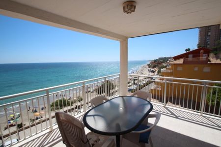 Apartamento con vistas al mar en Campoamor. Temporada baja. - Photo 3