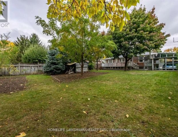 860 FRANCIS ROAD — 3 Bedroom - Photo 1