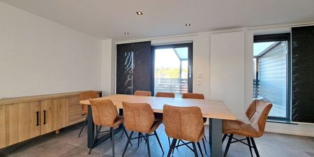 Appartement te huur in Rekem voor € 1.080 met 3 slaapkamers - Photo 4