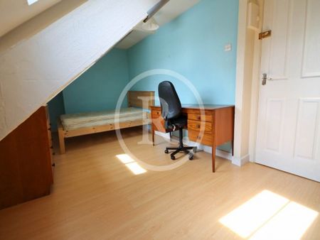 1 Bed - Custom House Street, Aberystwyth, Ceredigion - Photo 5