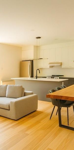 2 chambres lumineux avec grand balcon privé sur ruelle - Photo 1